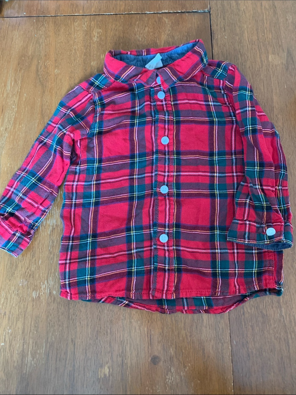 🍊5/$25 H&M Red & Green Plaid Button-Up Shirt size 6-9m